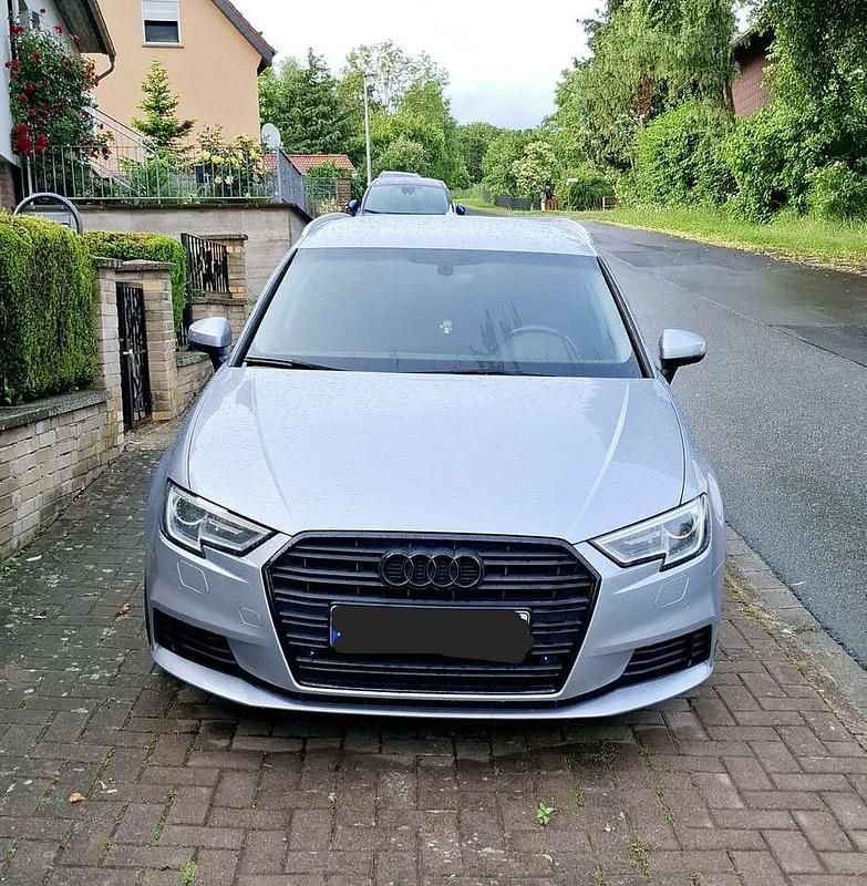 Gebraucht 2017 Audi A3 Sportback Kombi | 14.200 € (Fairer Preis) - Bild 1/4