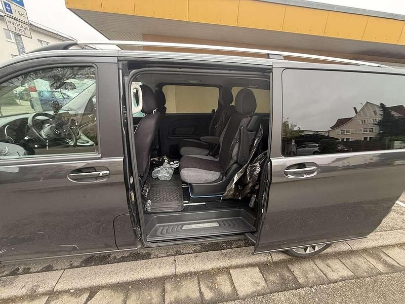 Gebraucht Mercedes E250 Edition 190 PS (139 kW) 2021 Schwarz Kombi