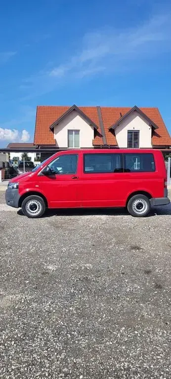 Gebraucht VW Transporter 102 PS (75 kW) 2012 Rot Van