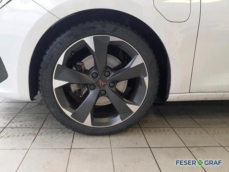 Second-hand Cupra Leon 204 CP (150 kW) 2023 Alb Berlinǎ