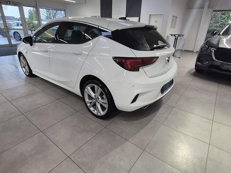 Gebraucht Opel Astra Dynamic 200 PS (147 kW) 2017 Weiß Limousine