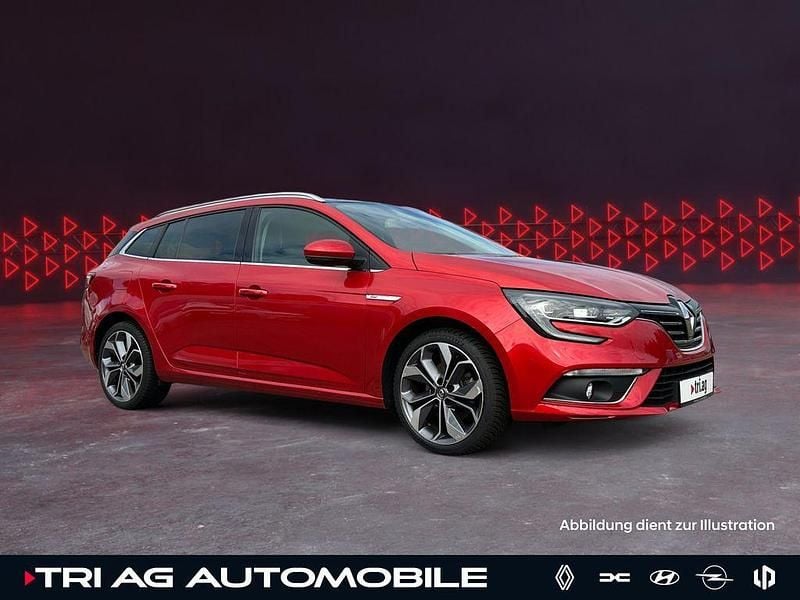 Rot Gebraucht 2018 Renault Mégane IV Bose Edition Limousine | 15.570 € (Etwas zu teuer) - Bild 1/4