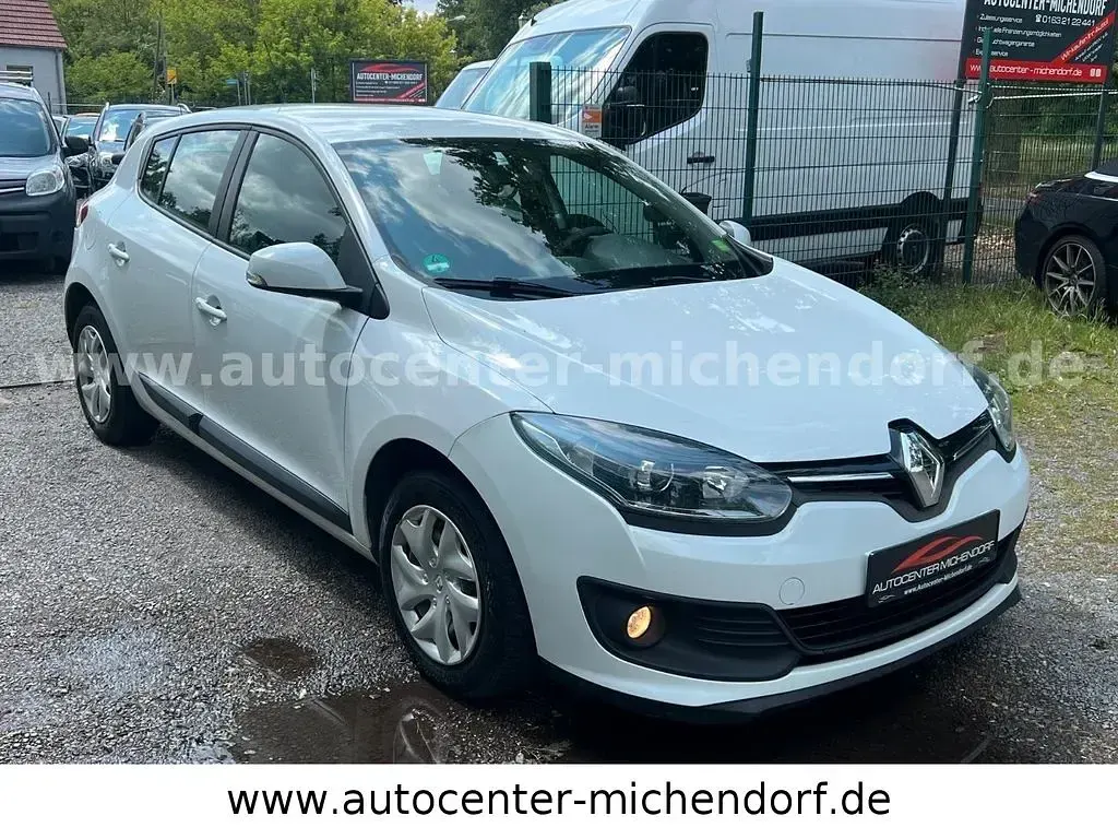 Occasion Renault Mégane 110 ch (80 kW) 2015 Blanc Berline