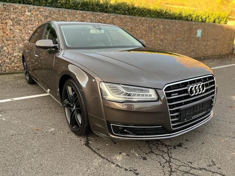 Gebraucht Audi A8 Sport 258 PS (189 kW) 2015 Braun Limousine