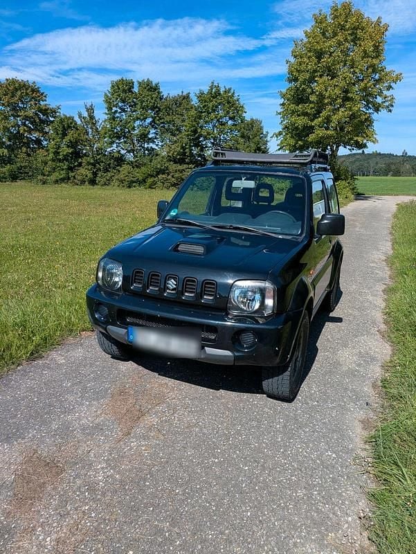 Schwarz Gebraucht 2005 Suzuki Jimny SUV | 3.999 € (Guter Preis) - Bild 1/4