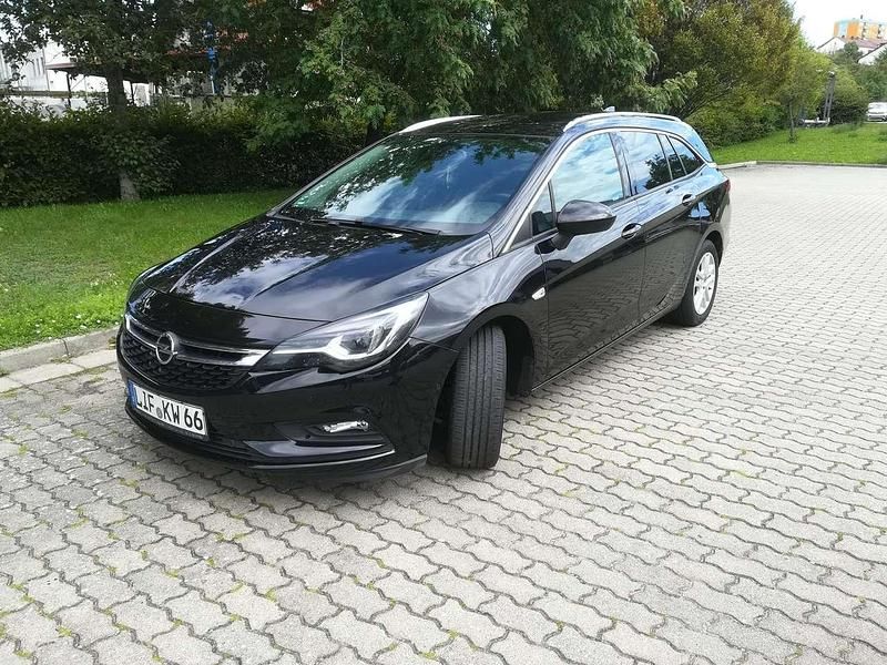 Gebraucht 2017 Opel Astra Kombi | 8.200 € - Bild 1/4