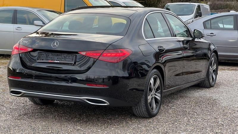 Gebraucht Mercedes C200 Avantgarde 204 PS (150 kW) 2022 Schwarz Limousine