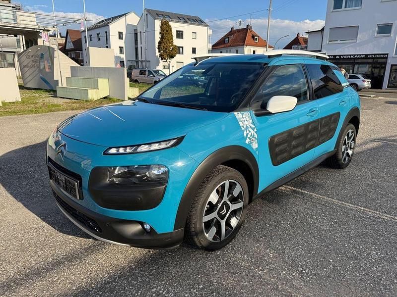 Gebraucht Citroën C4 Cactus Rip Curl 110 PS (80 kW) 2017 Blau Kleinwagen
