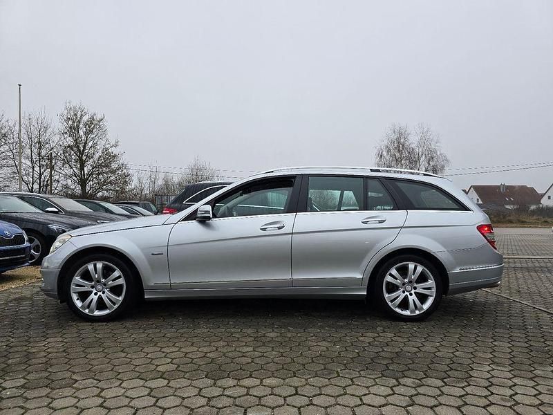 Gebraucht Mercedes C220 170 PS (125 kW) 2011 Silber Kombi