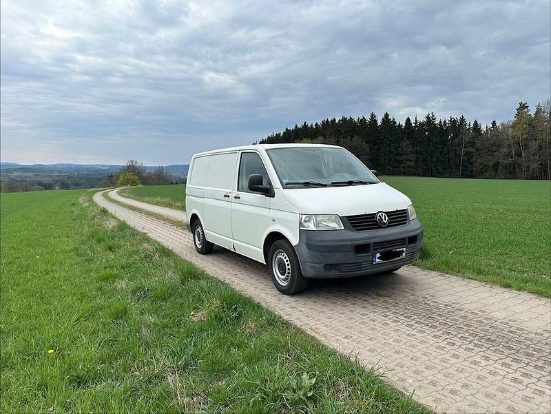 Second-hand VW T5 102 CP (75 kW) 2009 Alb Van