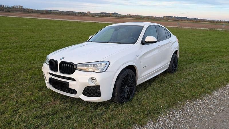 Weiß Gebraucht 2015 BMW X4 xLine SUV | 22.650 € (Teuer) - Bild 1/4