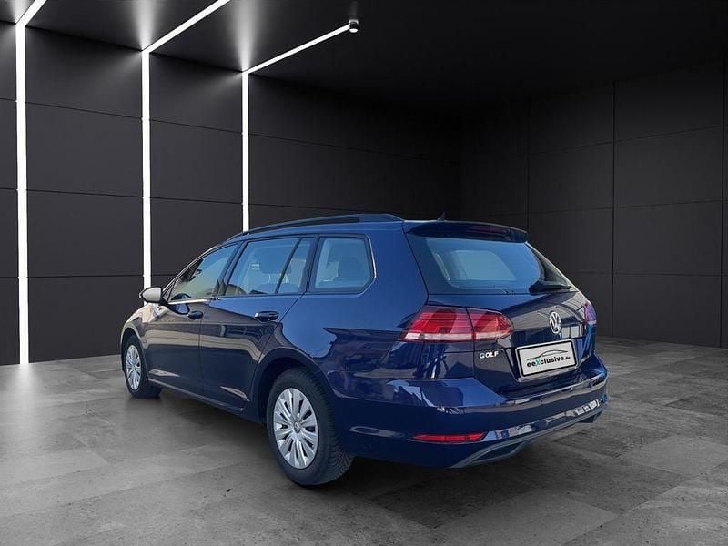 Gebraucht VW Golf VII Trendline 116 PS (85 kW) 2019 Blau Kombi