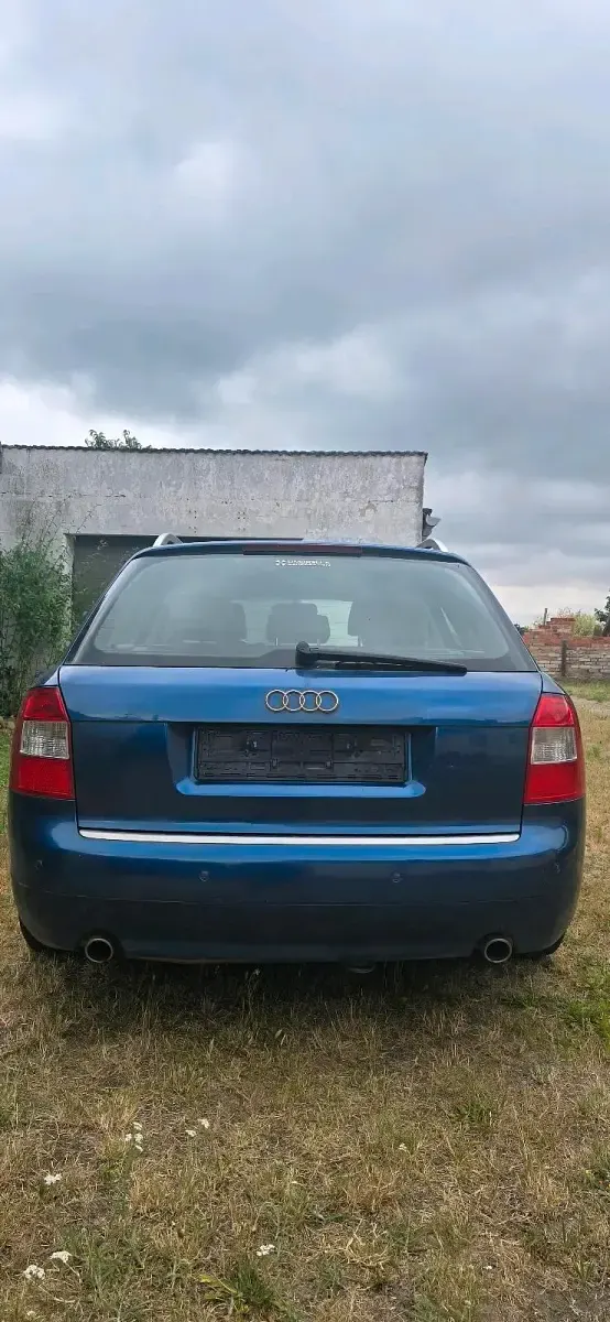 Gebraucht Audi A4 170 PS (125 kW) 2004 Blau Limousine