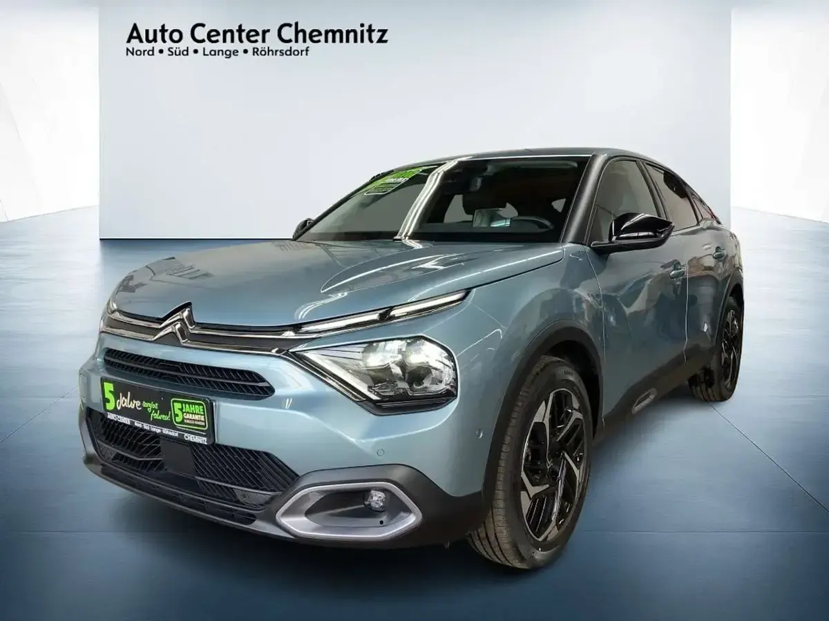 Gebraucht Citroën C4 Shine 131 PS (96 kW) 2023 Olbia blau Limousine