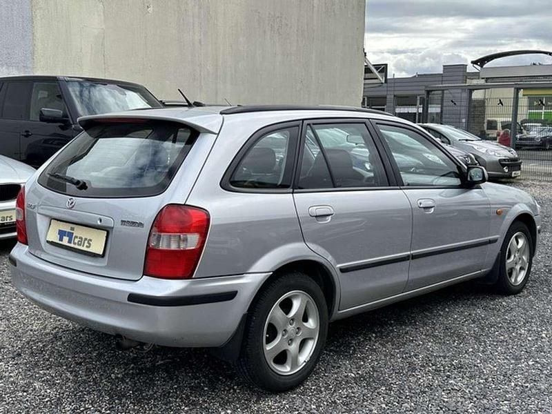 Gebraucht Mazda 323F Exclusive 88 PS (64 kW) 2000 Silber Kleinwagen