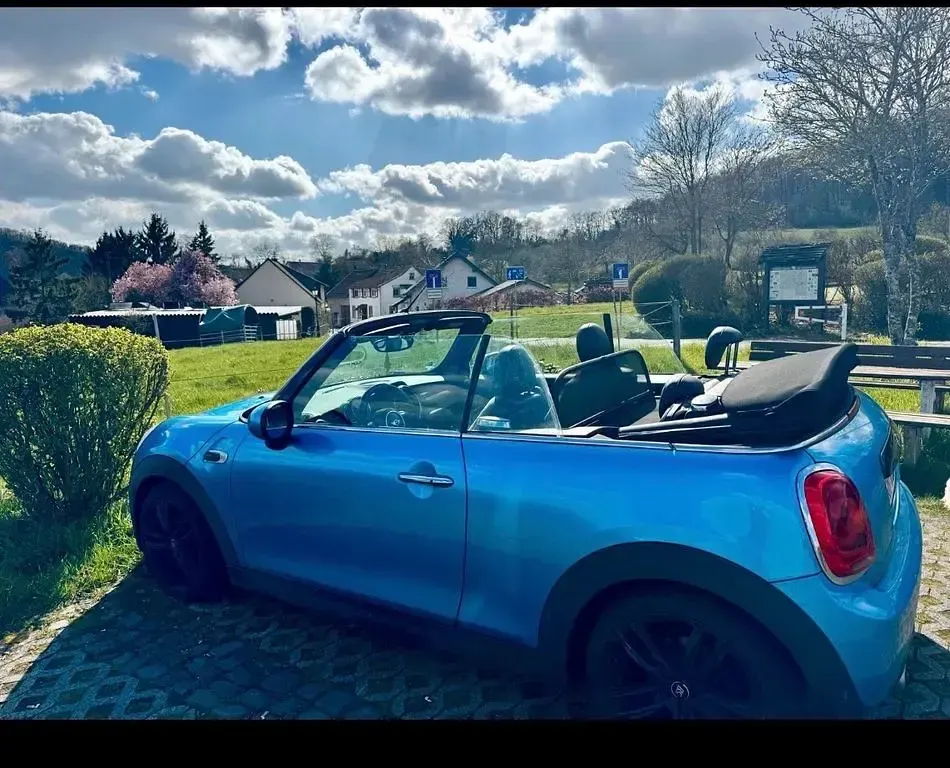 Gebraucht Mini Cooper D 116 PS (85 kW) 2016 Blau Kleinwagen
