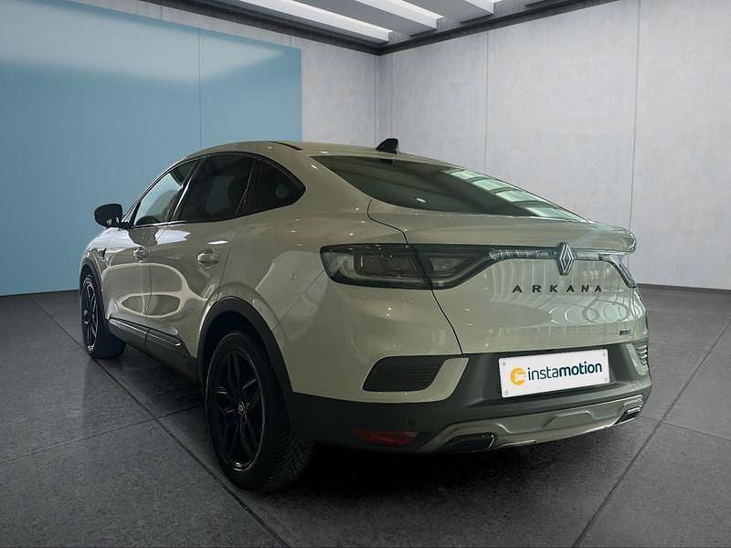 Gebraucht Renault Arkana 143 PS (105 kW) 2024 Weiß SUV