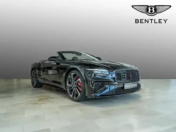 Neu Bentley Continental 680 PS (500 kW) 2026 Black crystal Cabrio