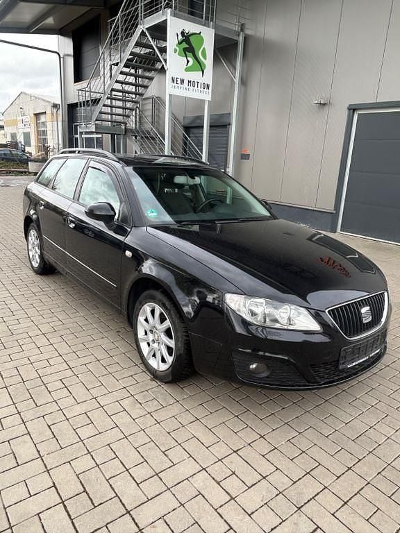 Used Seat Exeo Reference 143 HP (105 kW) 2010 Black Sedan
