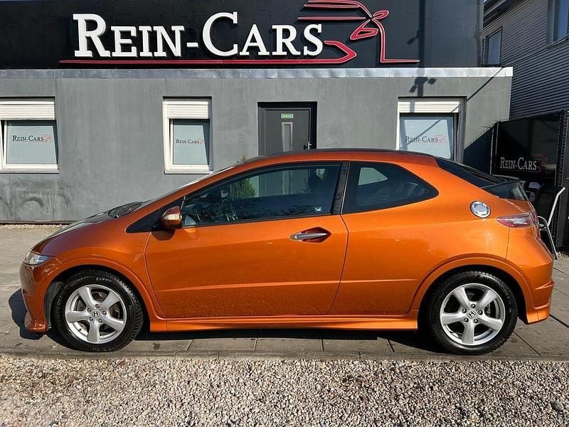 Gebraucht Honda Civic Type S 99 PS (72 kW) 2009 Orange Limousine