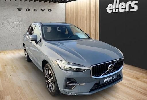Gebraucht Volvo XC60 Core 197 PS (144 kW) 2022 Grau SUV