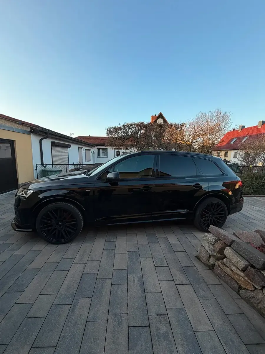 Gebraucht Audi Q7 Competition 286 PS (210 kW) 2022 Schwarz SUV