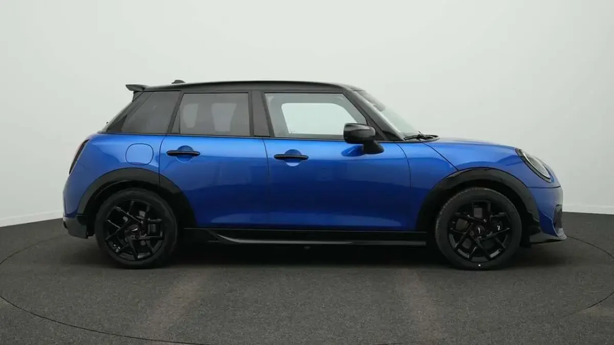 Gebraucht Mini John Cooper Works 156 PS (114 kW) 2024 Blau Kleinwagen
