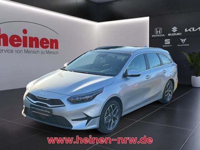 Silber Gebraucht 2024 Kia Ceed Kombi | 28.939 € (Fairer Preis) - Bild 1/2
