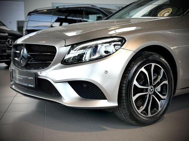 Gebraucht Mercedes C300 Avantgarde 258 PS (189 kW) 2019