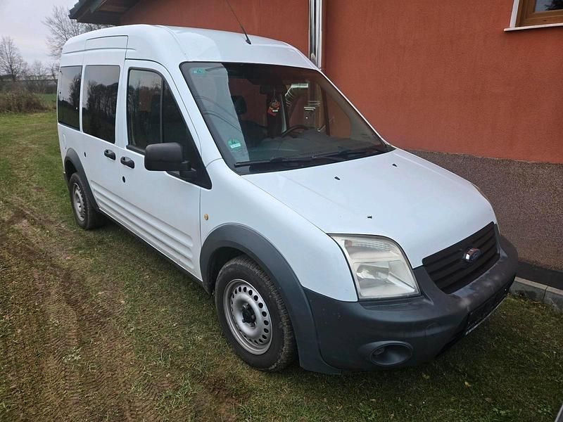 Weiß Gebraucht 2010 Ford Tourneo Connect Van / Kleinbus | 2.900 € (Fairer Preis) - Bild 1/4