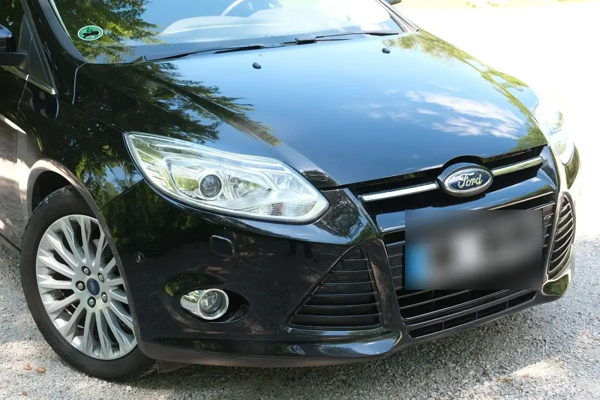 Usado Ford Focus Titanium 125 CV (91 kW) 2014 Negro Berlina