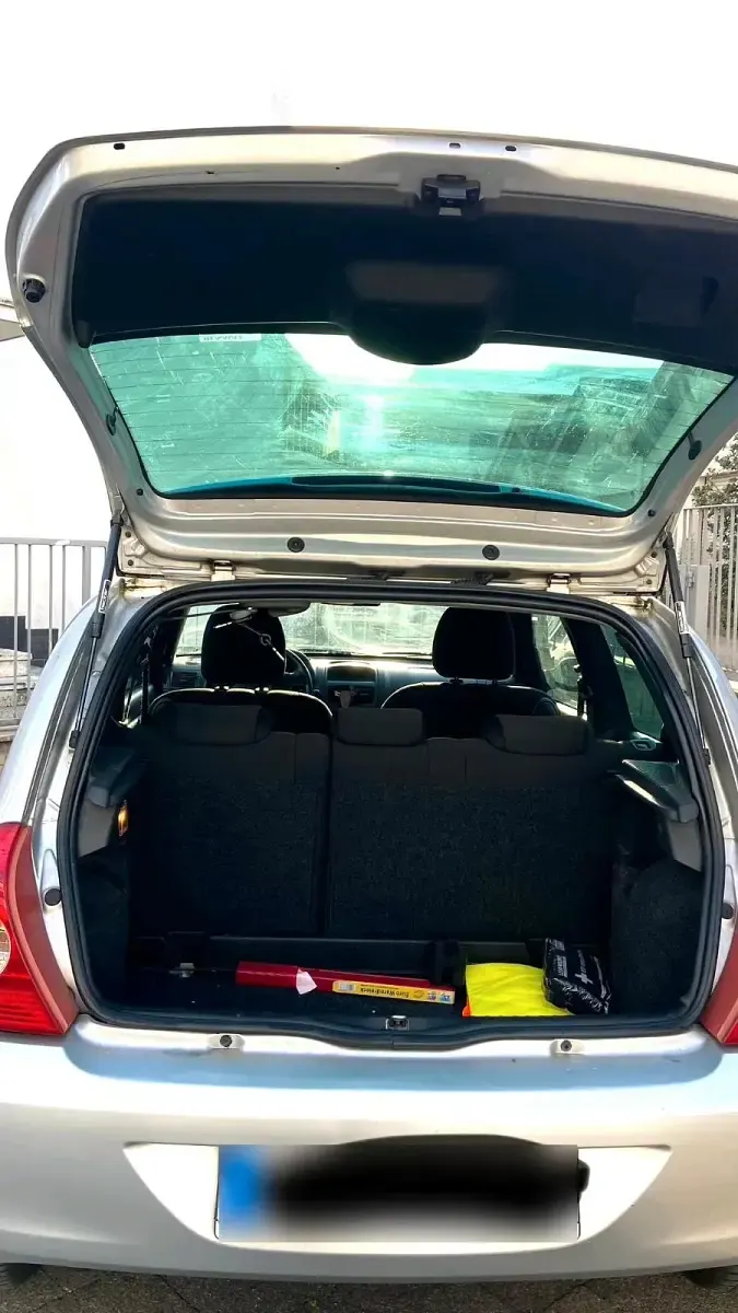Gebraucht Renault Clio 75 PS (55 kW) 2007 Kleinwagen