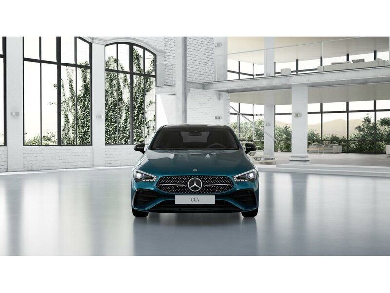 Gebraucht Mercedes CLA250e AMG 163 PS (119 kW) 2024 Metalliclack hyperblau Coupé