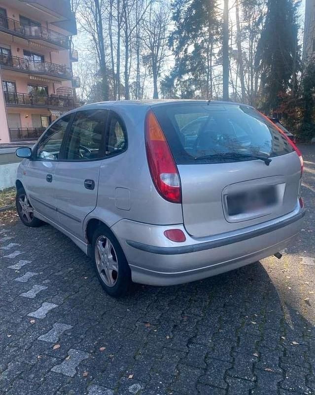 Gebraucht 2003 Nissan Almera Tino Van / Kleinbus | 1.200 € (Guter Preis) - Bild 1/4
