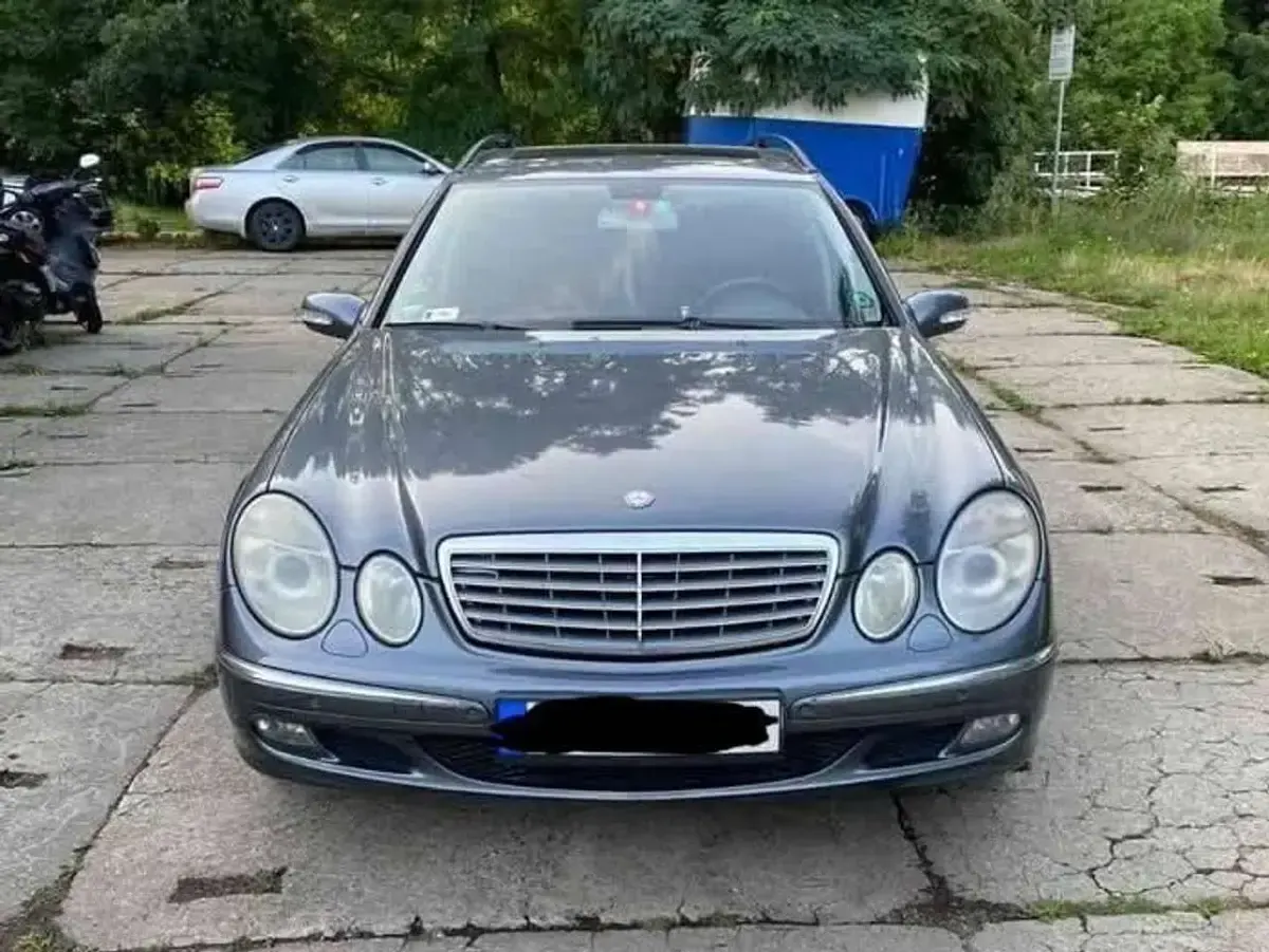 Gebraucht Mercedes E320 Elegance 204 PS (150 kW) 2005 Grau Kombi