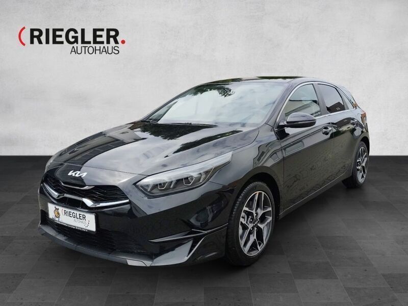 Schwarz Neu 2025 Kia Ceed Spirit Limousine | 24.750 € (Fairer Preis) - Bild 1/4