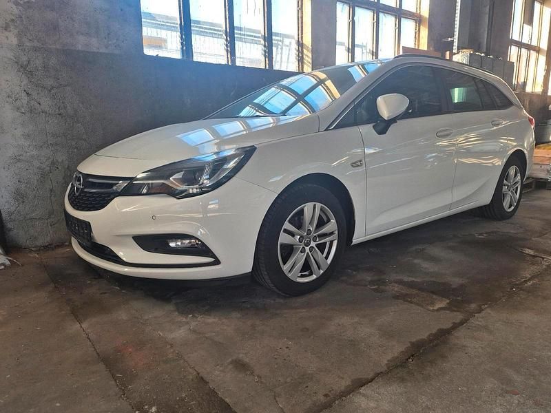 Gebraucht Opel Astra 110 PS (80 kW) 2019 Weiß Kombi