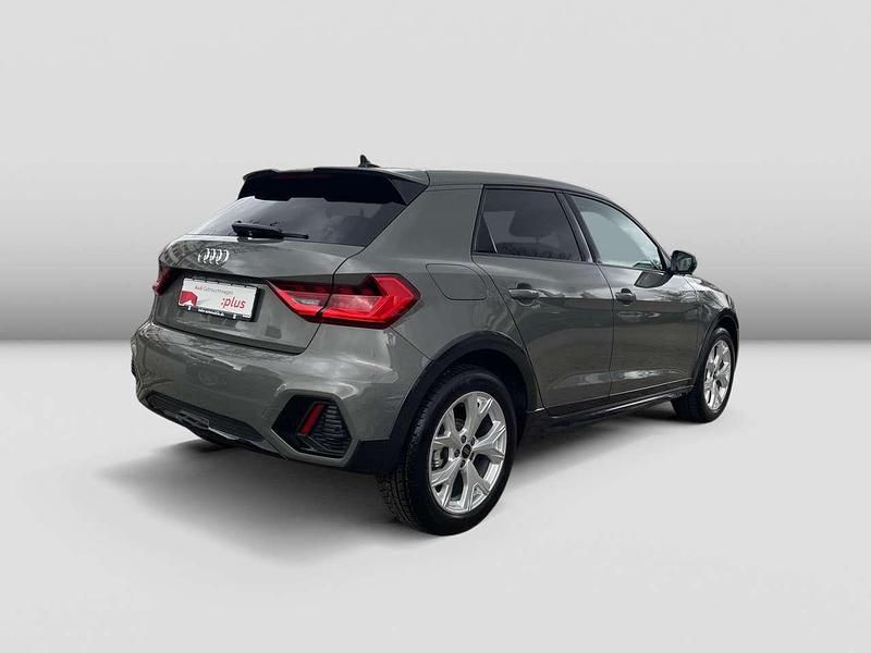 Gebraucht Audi A1 Basis 116 PS (85 kW) 2025 Grau Limousine