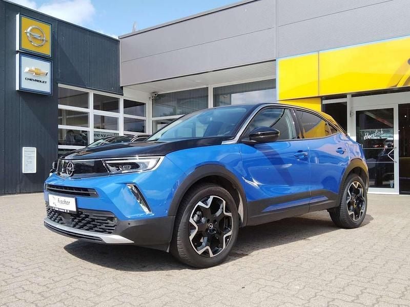 Perl blau/voltaik blau (metallic) Gebraucht 2021 Opel Mokka Ultimate SUV | 19.990 € (Fairer Preis) - Bild 1/4