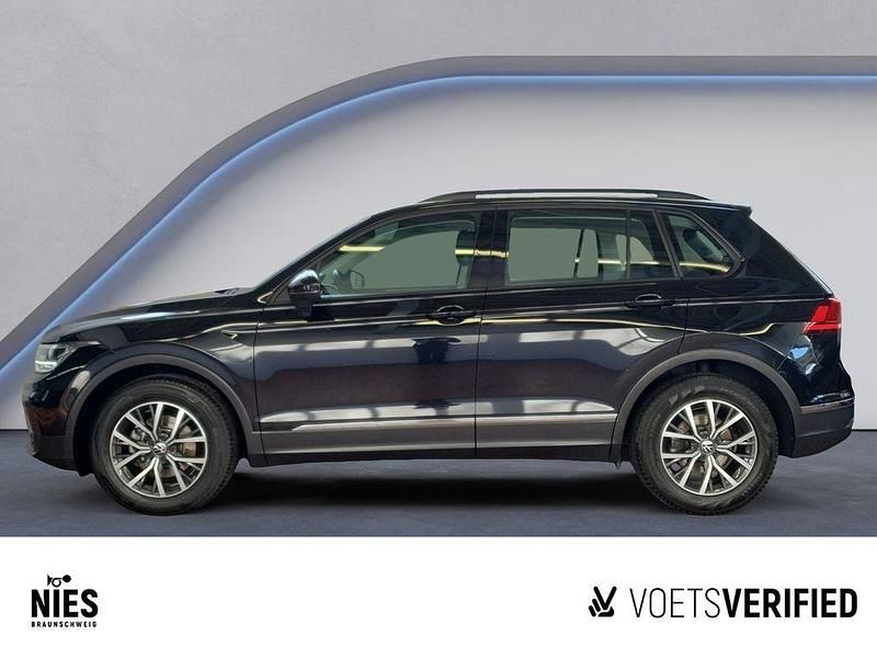 Gebraucht VW Tiguan Life 150 PS (110 kW) 2022 Schwarz SUV