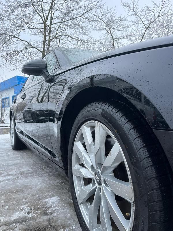 Second-hand Audi A4 252 CP (185 kW) 2017 Negru Berlinǎ