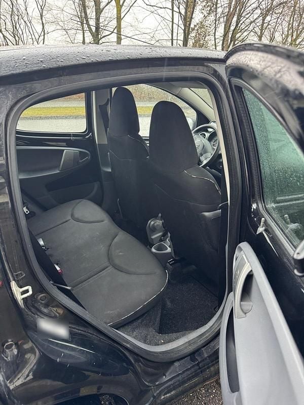 Gebraucht Citroën C1 69 PS (50 kW) 2009 Schwarz Kleinwagen