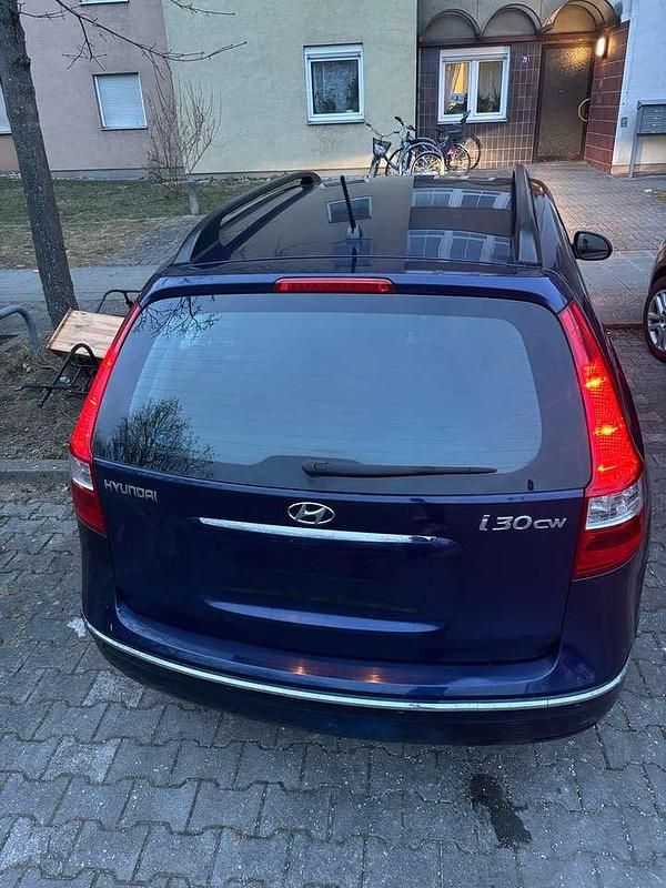 Gebraucht Hyundai i30 126 PS (92 kW) 2009 Limousine
