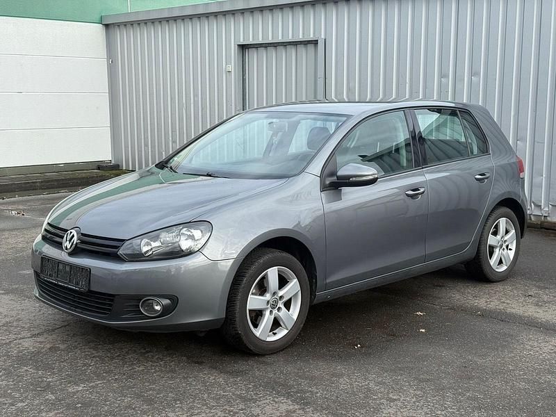 Gebraucht VW Golf VI 86 PS (63 kW) 2011 Grau Kleinwagen