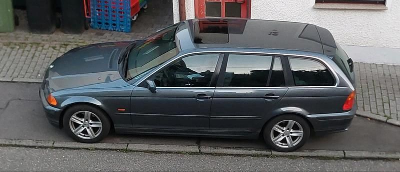 Gebraucht 2001 BMW 320 Kombi | 900 € (Superpreis) - Bild 1/4