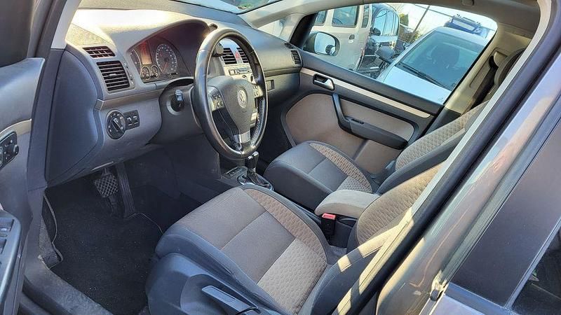 Gebraucht VW Touran 170 PS (125 kW) 2007 Grau Van / Kleinbus