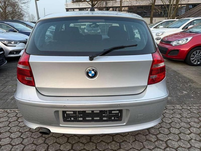 Gebraucht BMW 116 116 PS (85 kW) 2007 Titansilber metallic Kleinwagen