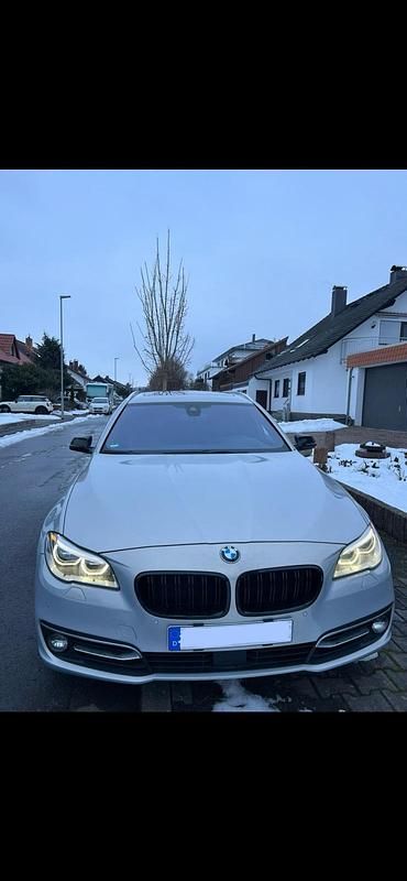 Gebraucht BMW 530 258 PS (189 kW) 2014 Kombi