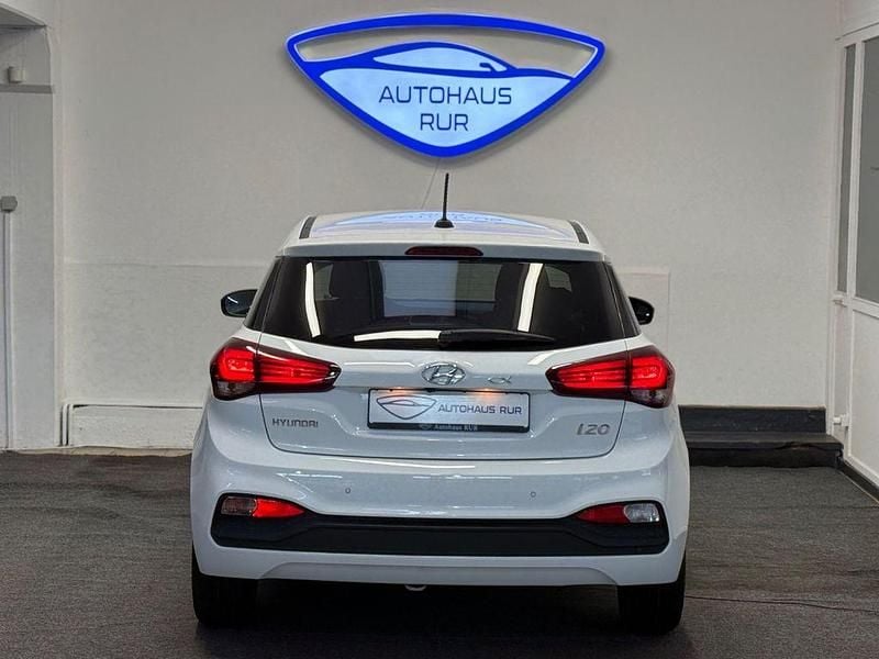Gebraucht Hyundai i20 YES! 84 PS (61 kW) 2019 Weiß Kleinwagen