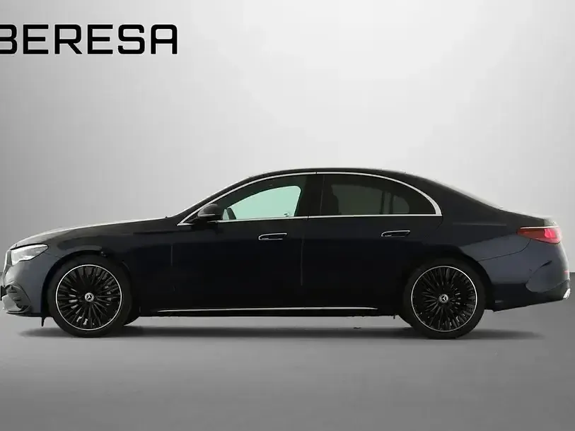 Gebraucht Mercedes E200 AMG 204 PS (150 kW) 2024 Blau Limousine